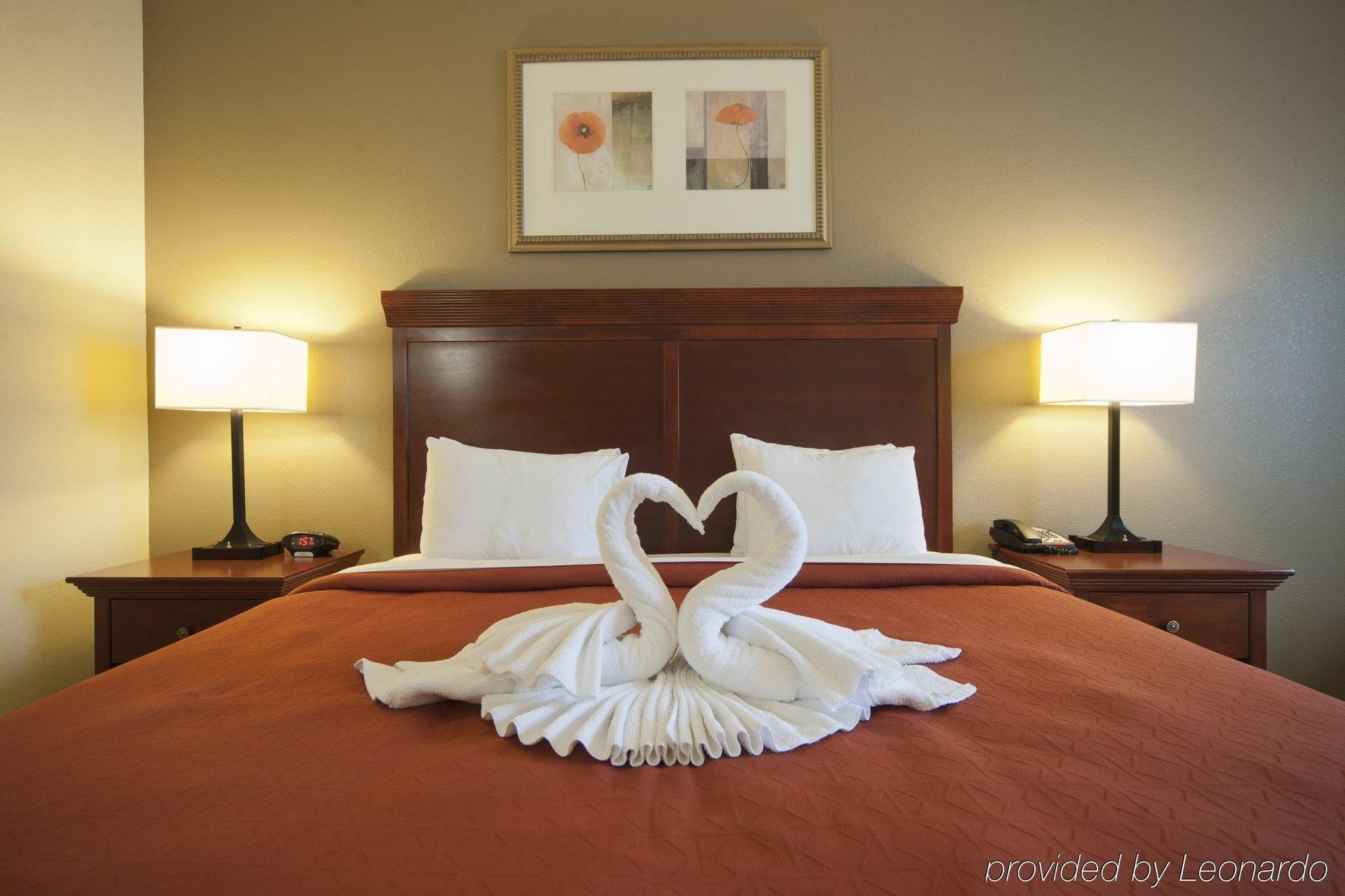 Seffner Inn And Suites エクステリア 写真