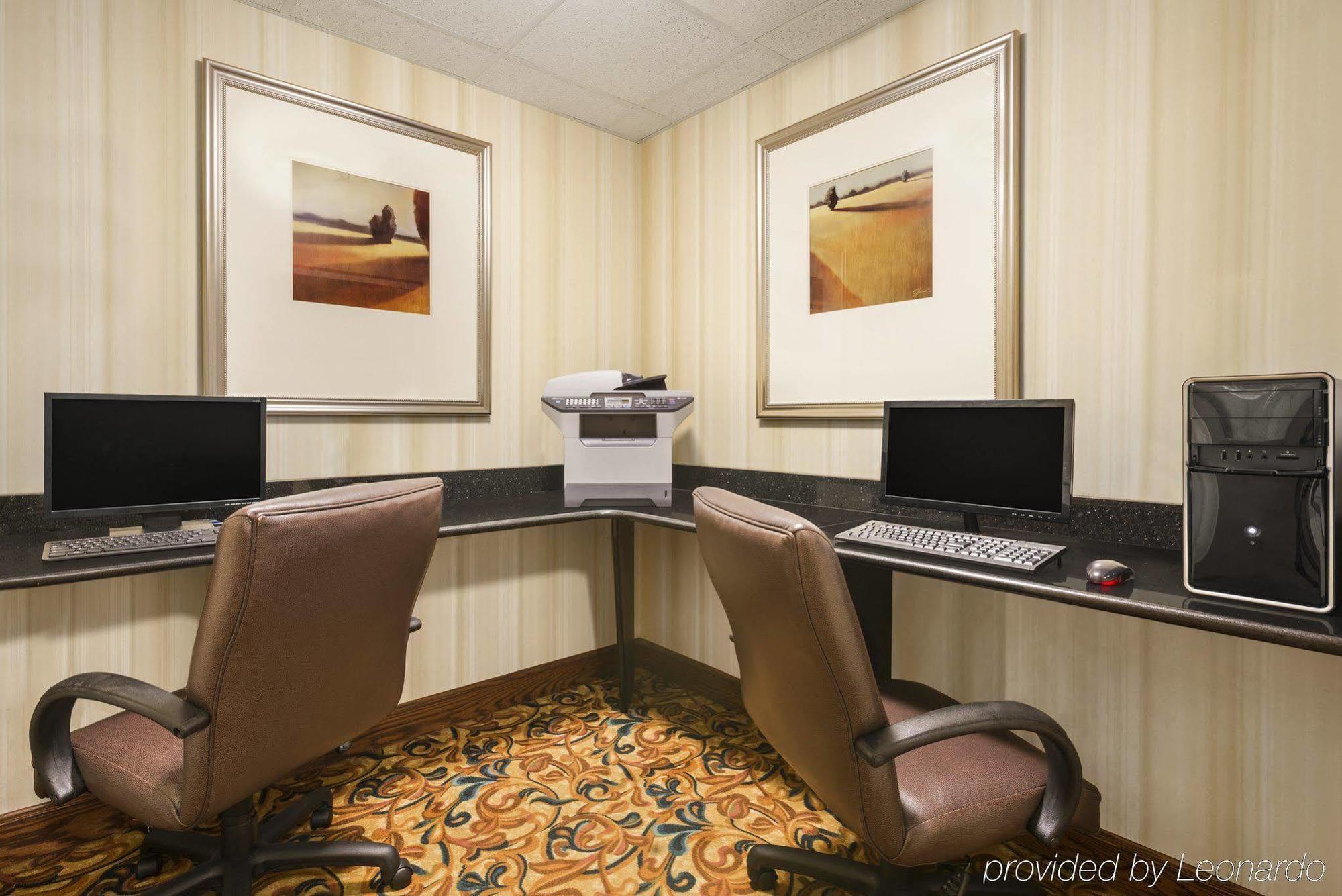 Seffner Inn And Suites エクステリア 写真