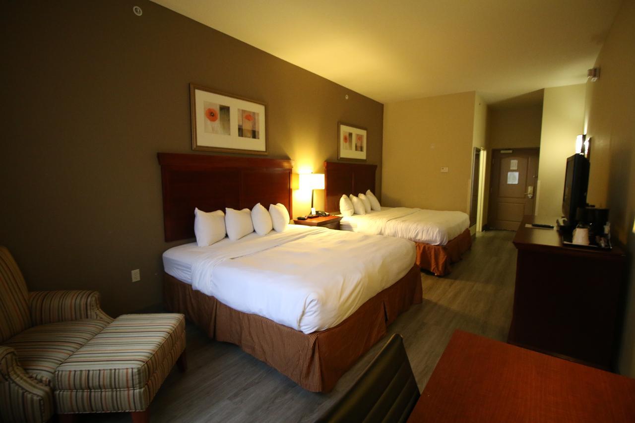 Seffner Inn And Suites エクステリア 写真