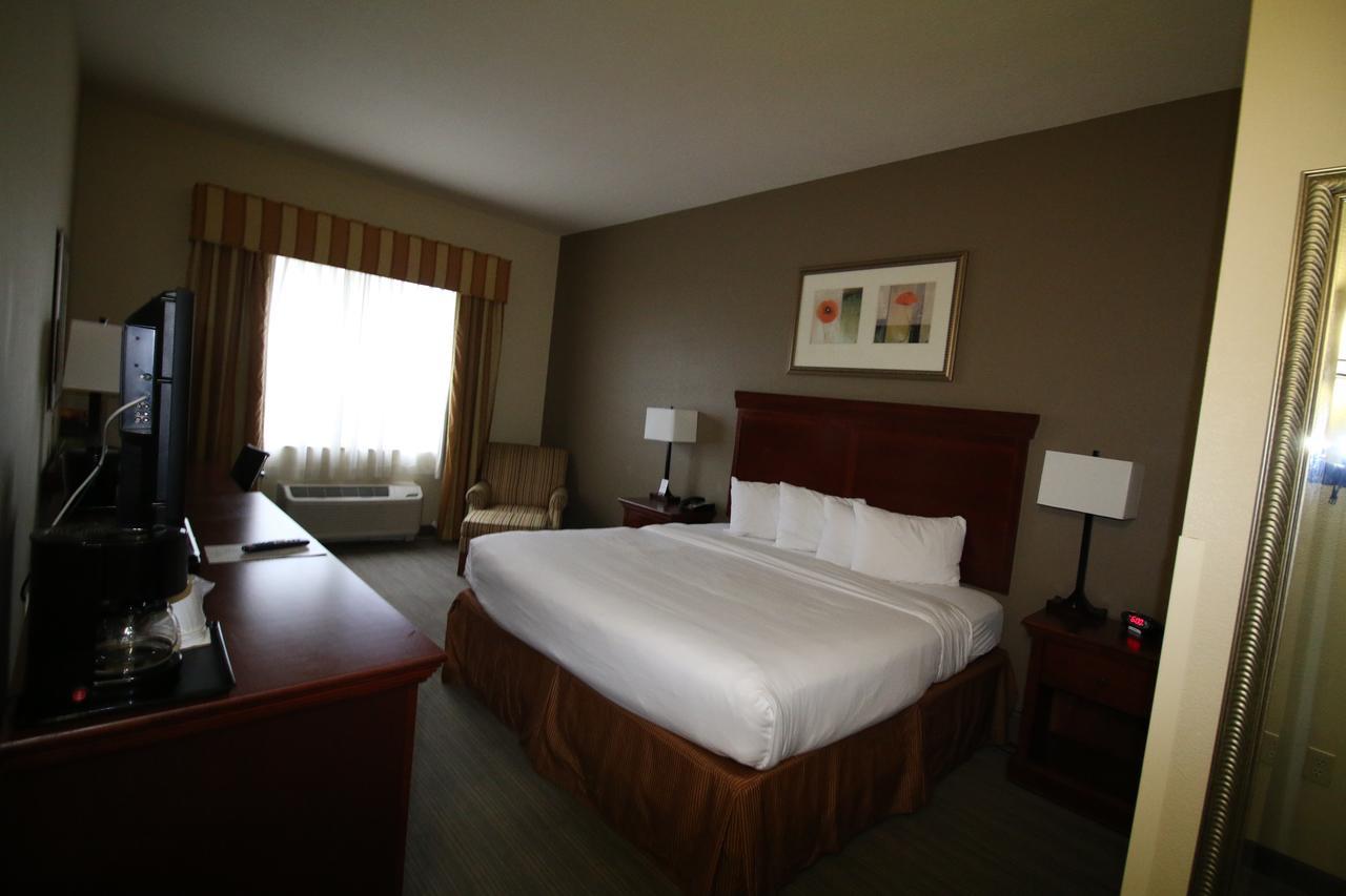 Seffner Inn And Suites エクステリア 写真